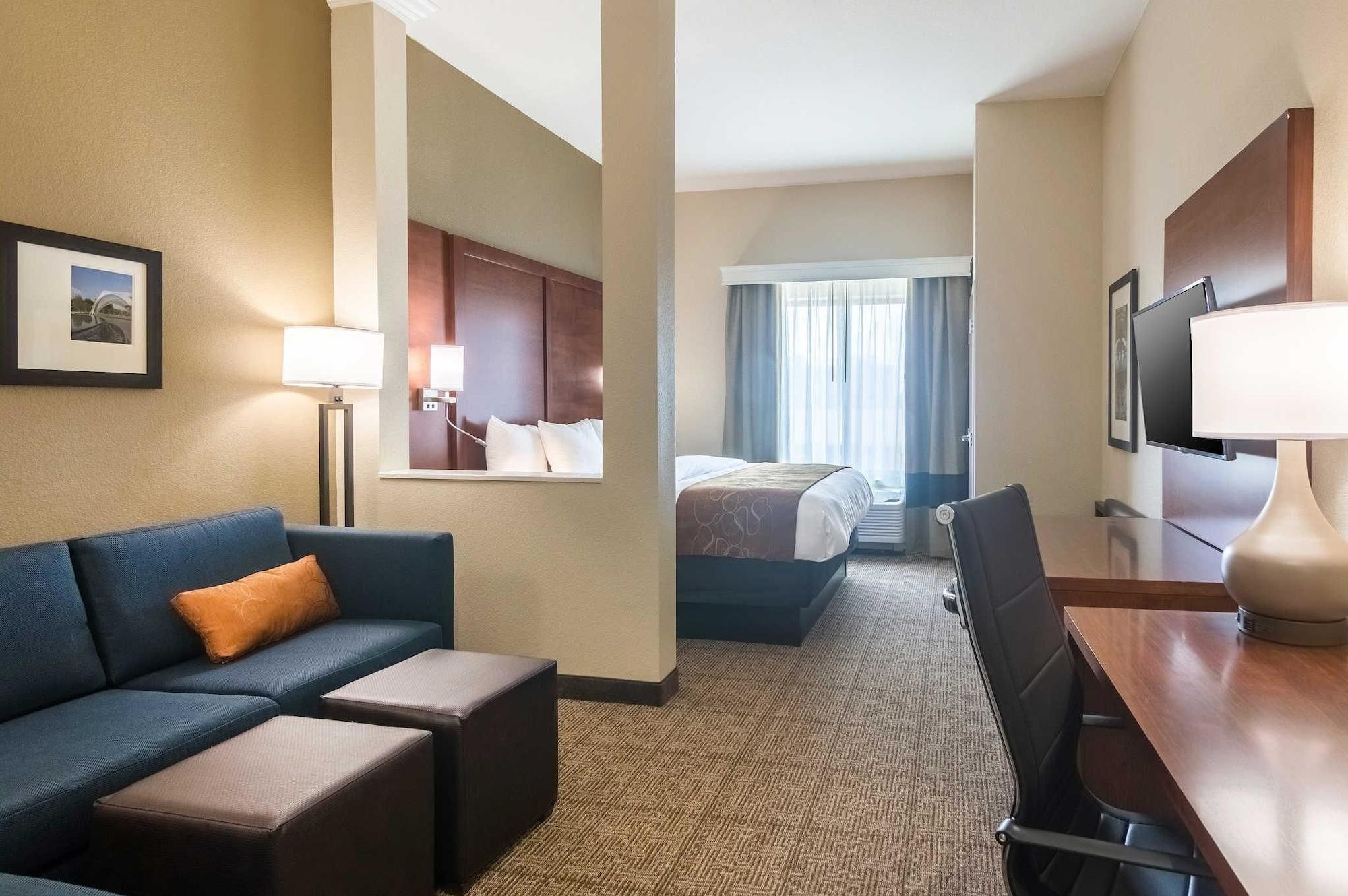 Comfort Suites Fairgrounds West Оклахома-Сіті Екстер'єр фото