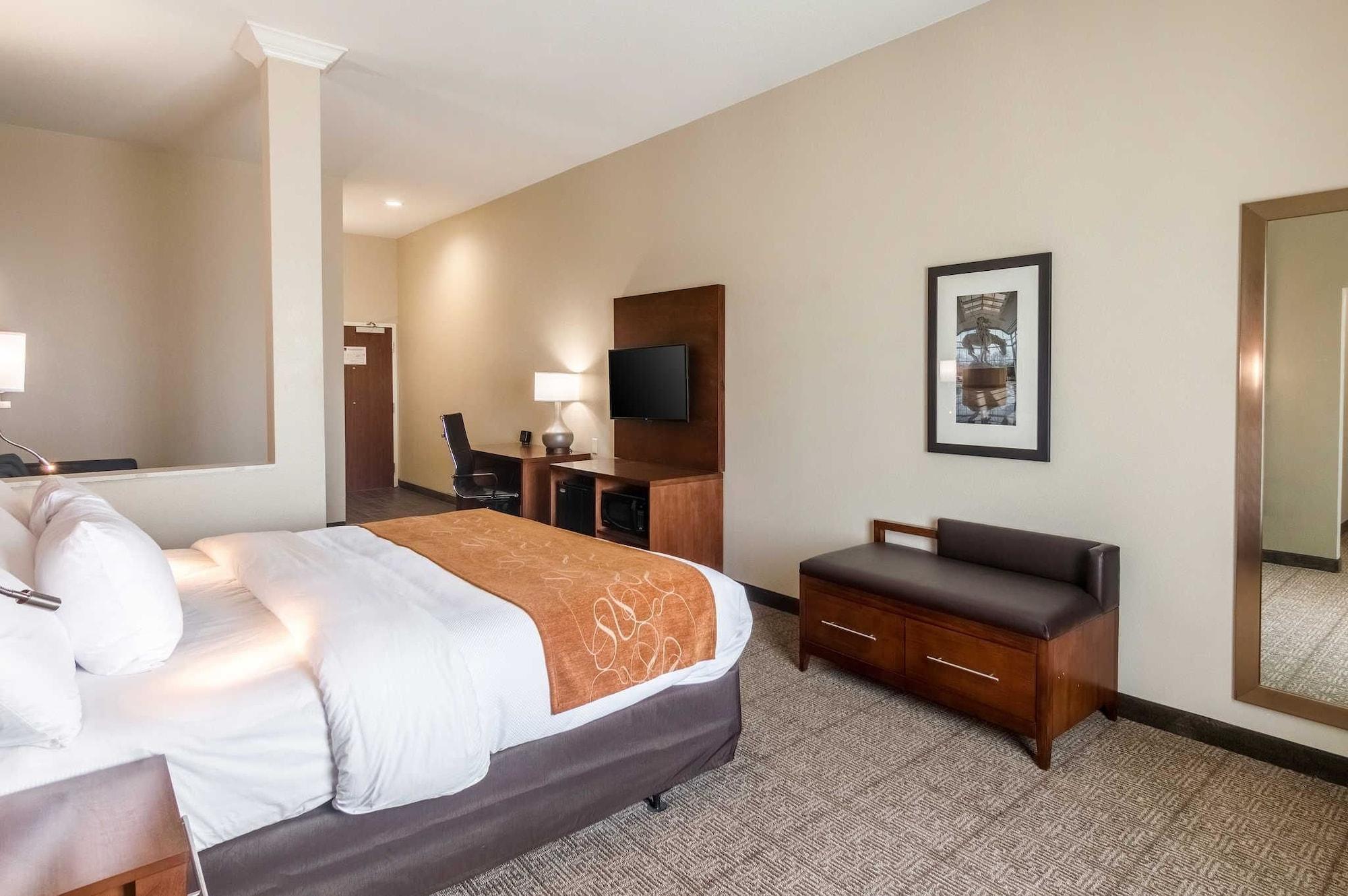 Comfort Suites Fairgrounds West Оклахома-Сіті Екстер'єр фото