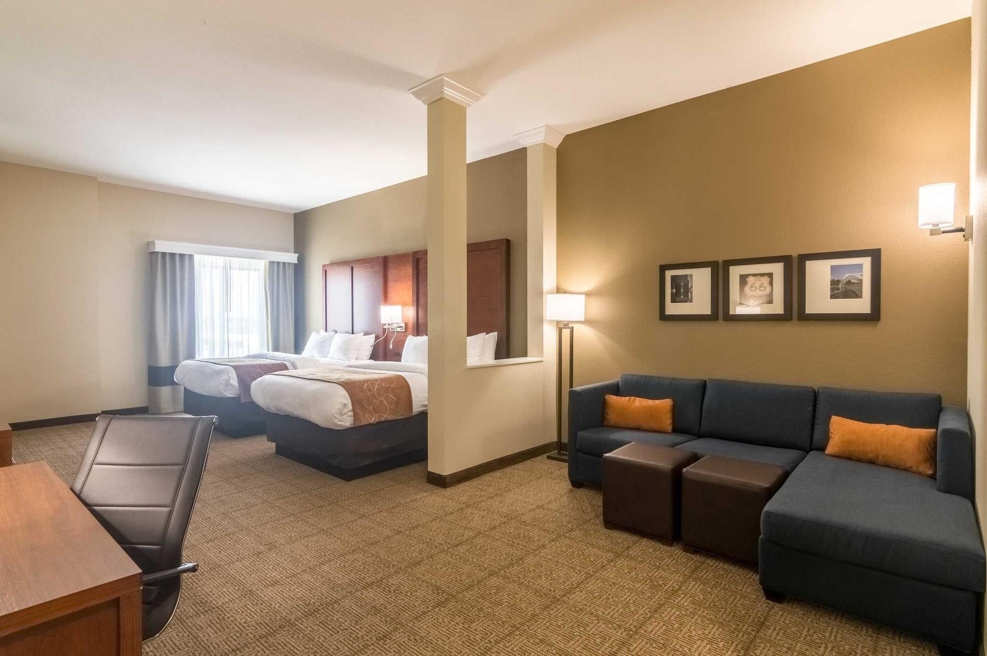 Comfort Suites Fairgrounds West Оклахома-Сіті Екстер'єр фото