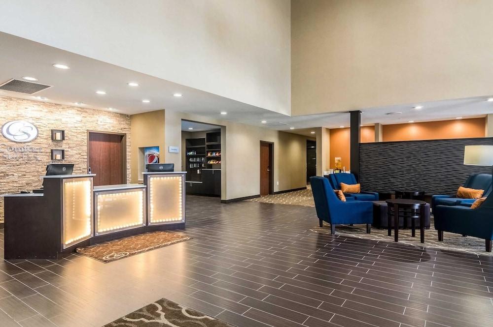 Comfort Suites Fairgrounds West Оклахома-Сіті Екстер'єр фото
