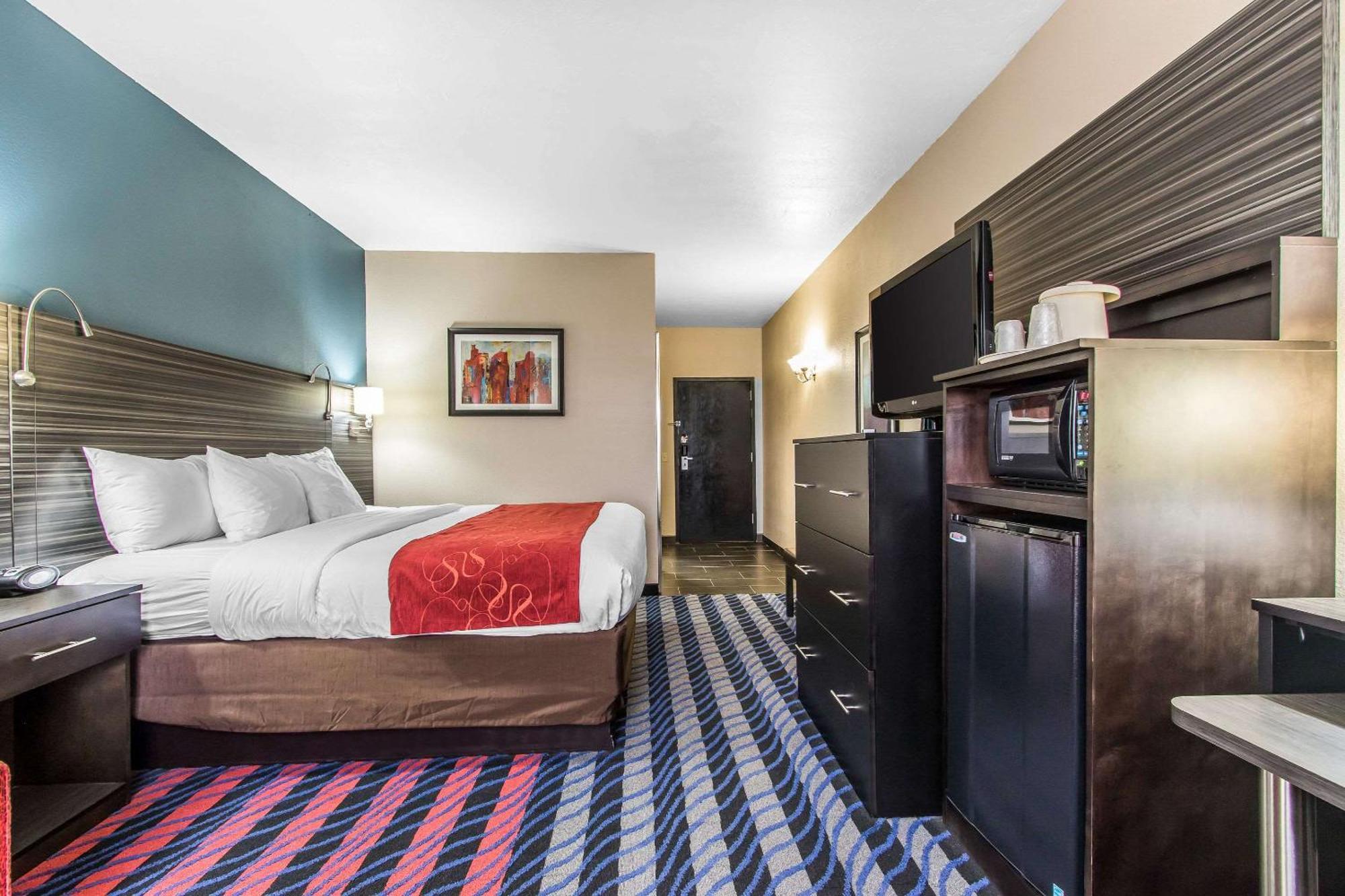 Comfort Suites Fairgrounds West Оклахома-Сіті Екстер'єр фото