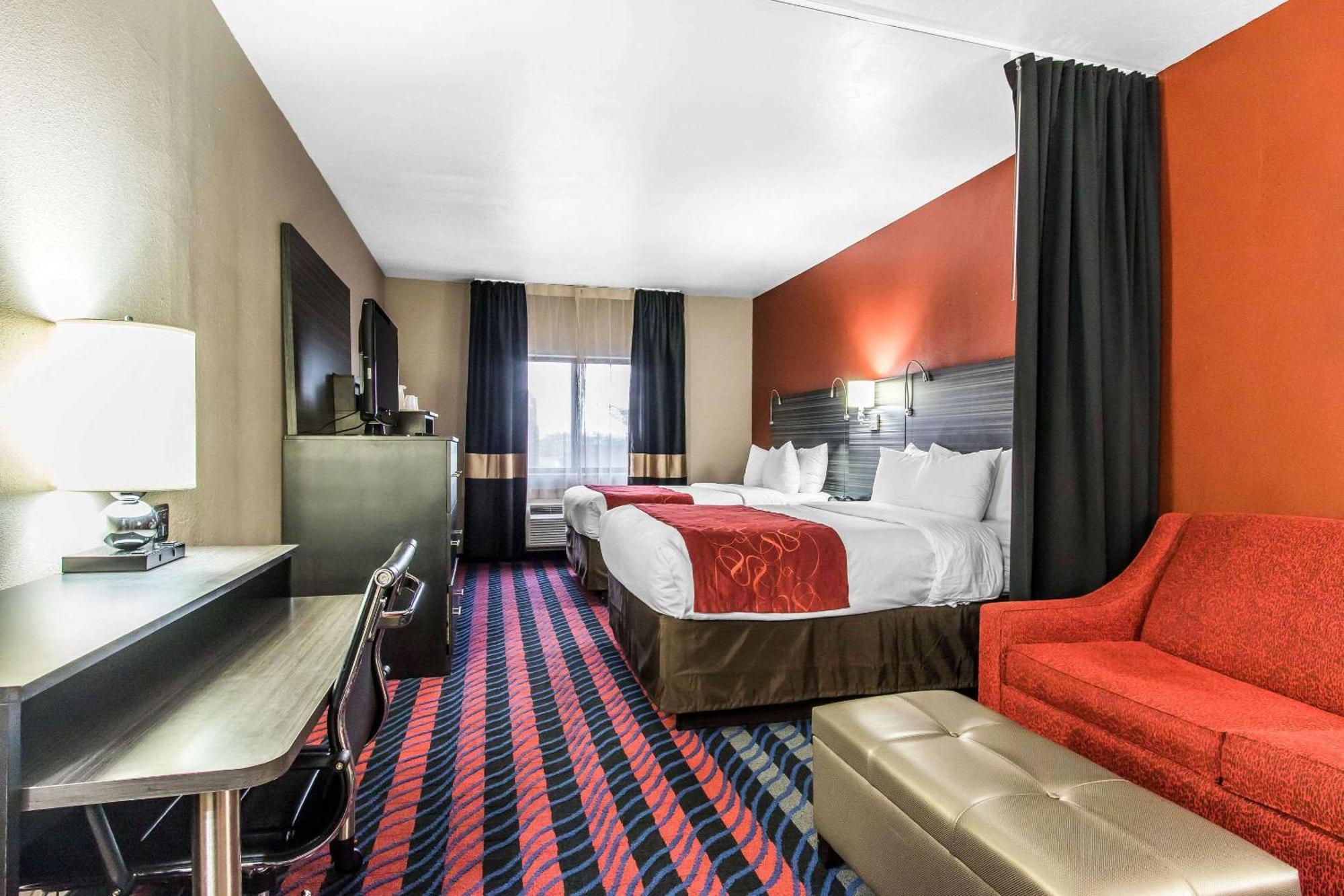 Comfort Suites Fairgrounds West Оклахома-Сіті Екстер'єр фото