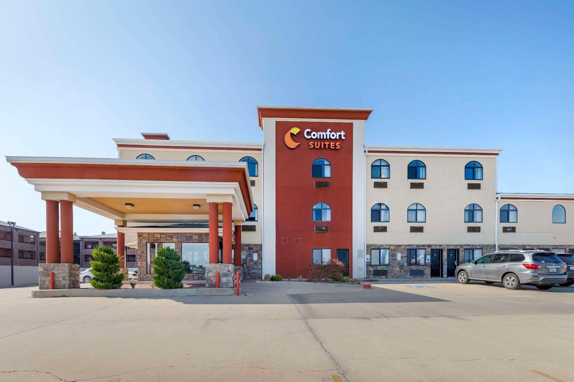 Comfort Suites Fairgrounds West Оклахома-Сіті Екстер'єр фото