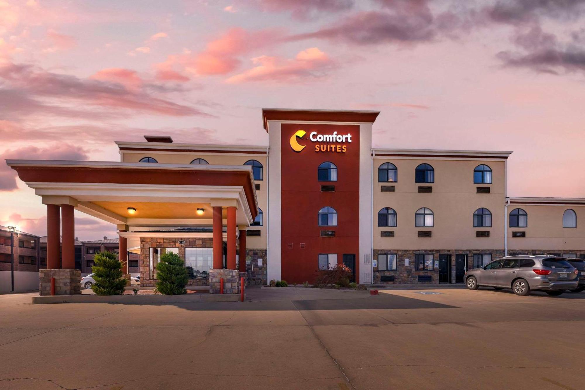 Comfort Suites Fairgrounds West Оклахома-Сіті Екстер'єр фото