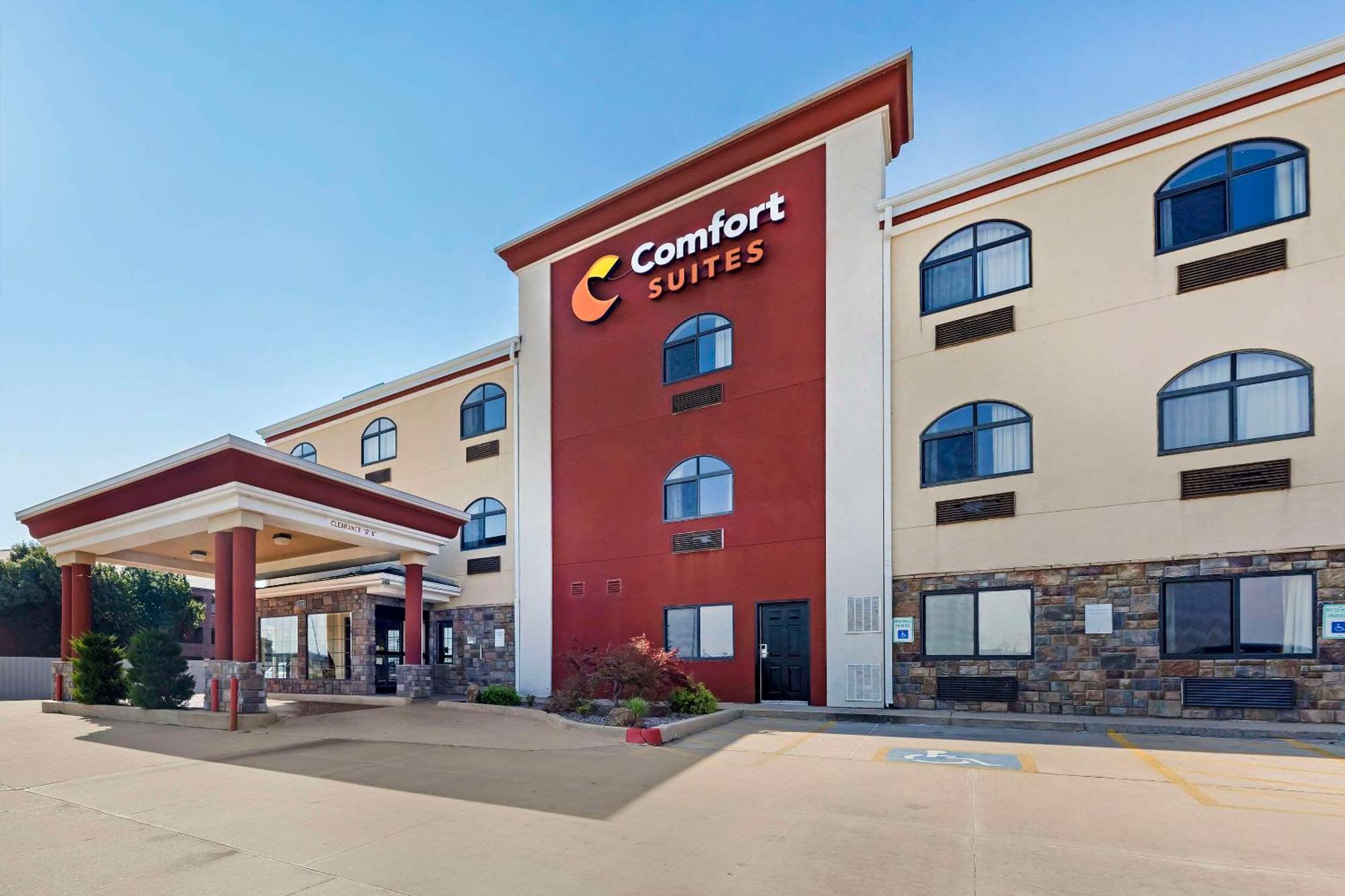 Comfort Suites Fairgrounds West Оклахома-Сіті Екстер'єр фото